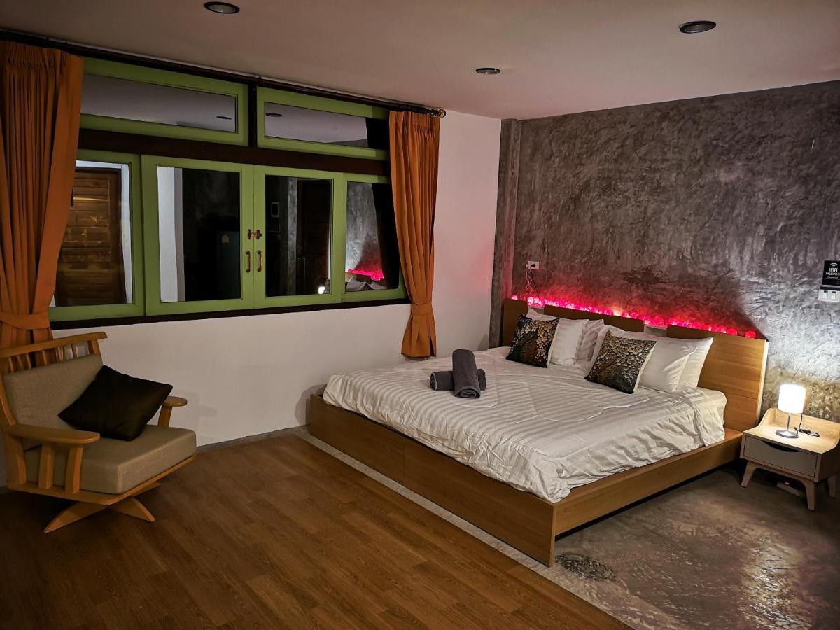 Tonmai Suites Ko Lanta Eksteriør bilde