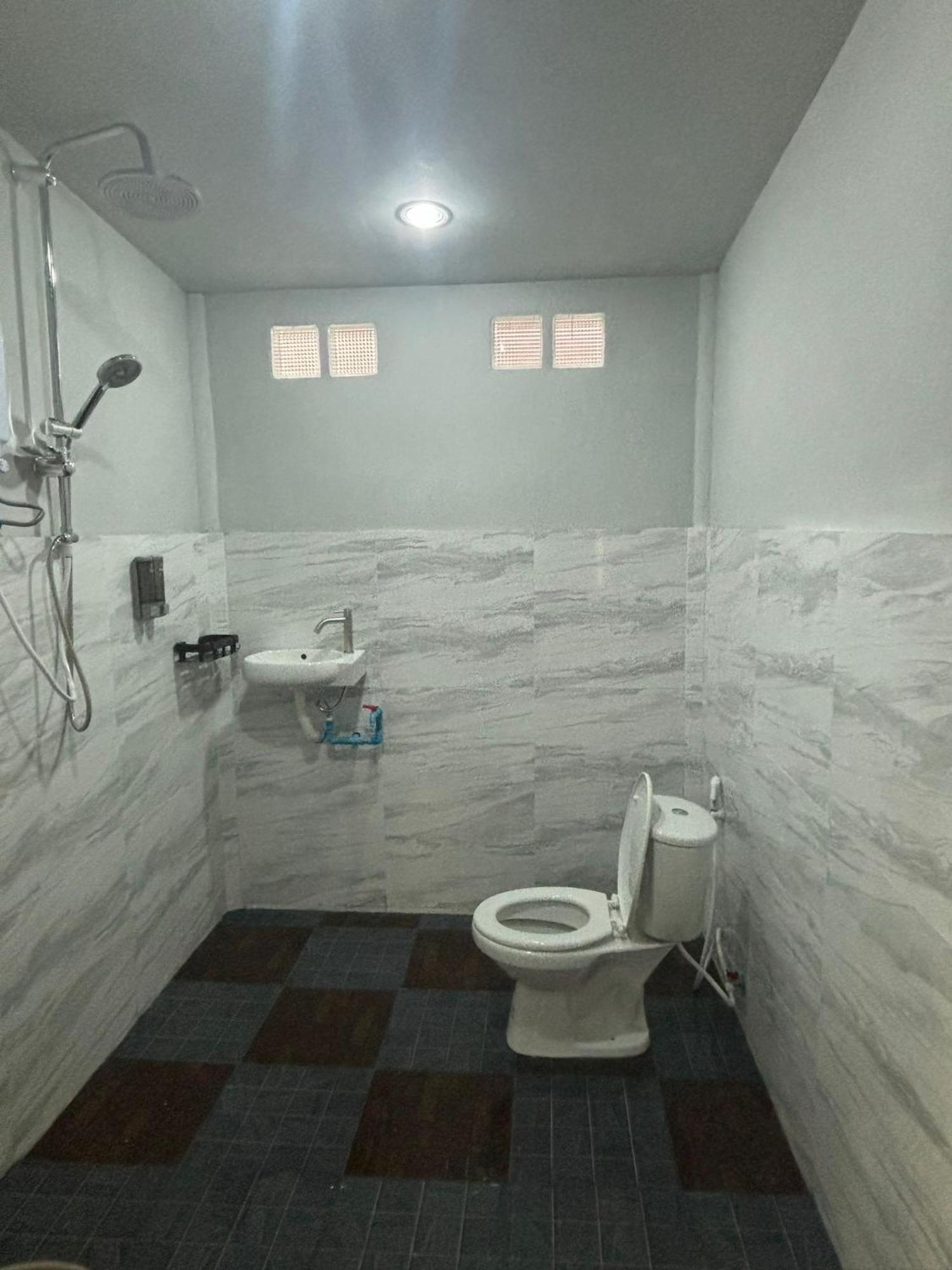 Tonmai Suites Ko Lanta Eksteriør bilde
